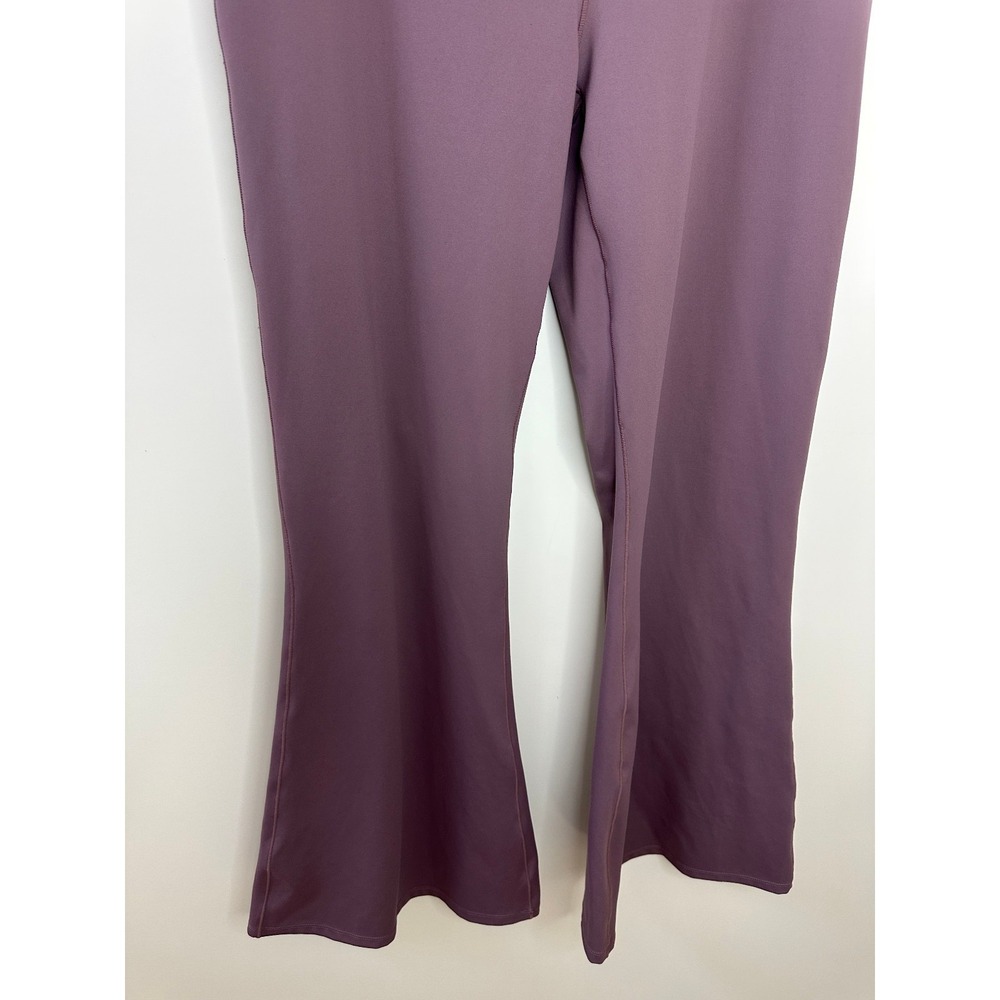 Halara DayStretch High Waisted Crossover Pocket Flare Leggings XL Purple Pants - Picture 6 of 12